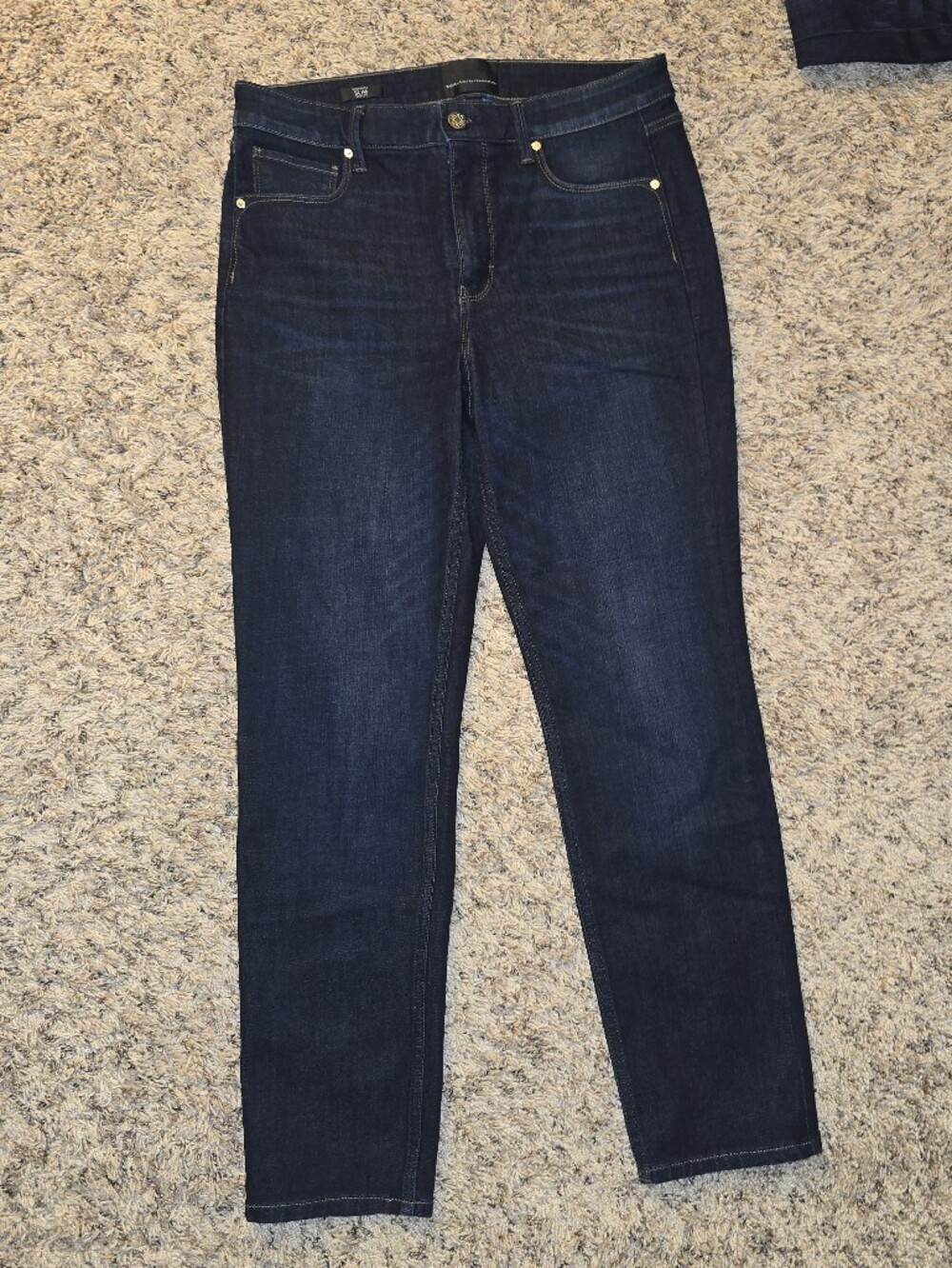 White Housw Black Market Jeans 10S Short